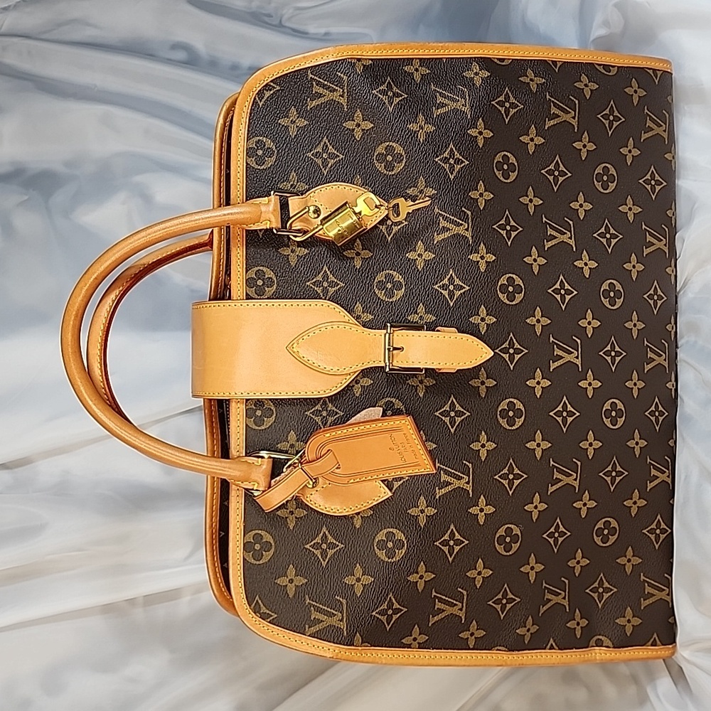 Authentic Louis Vuittion Vintage Rivoli